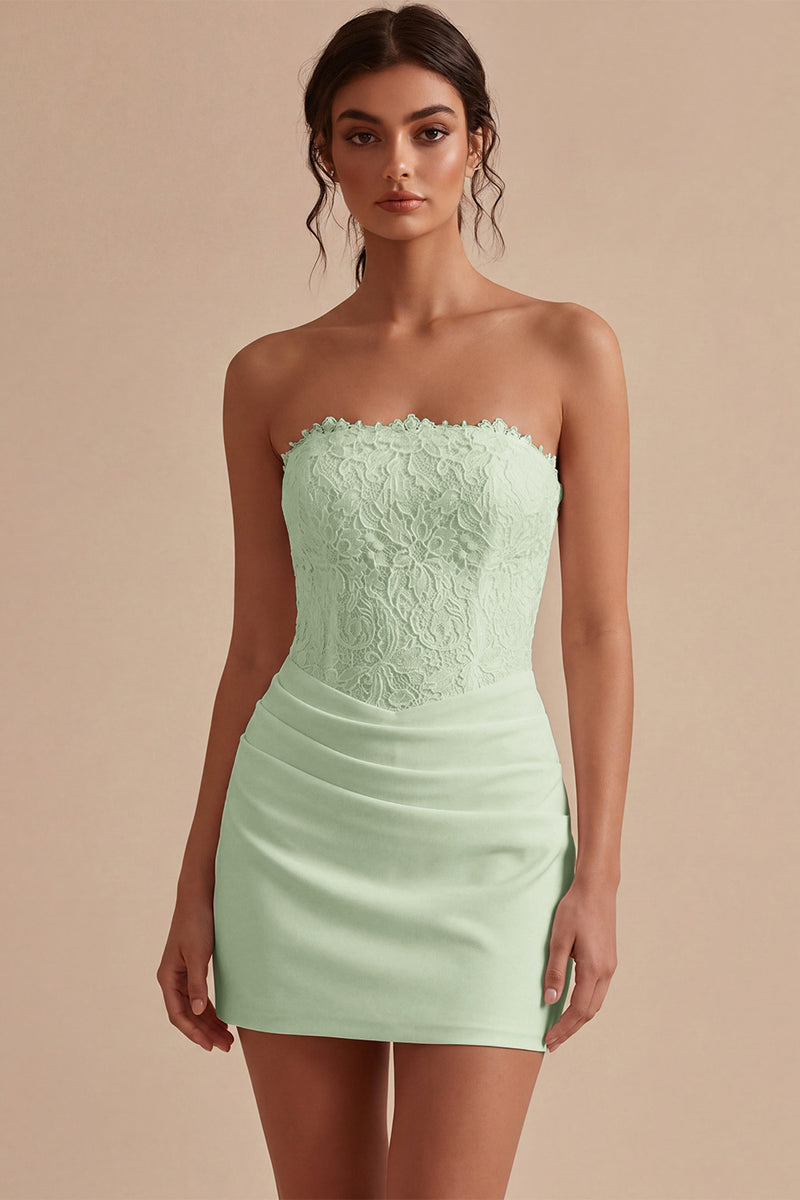 Load image into Gallery viewer, White Strapless Ruched Tight Short Corset Lace Graduation Dress