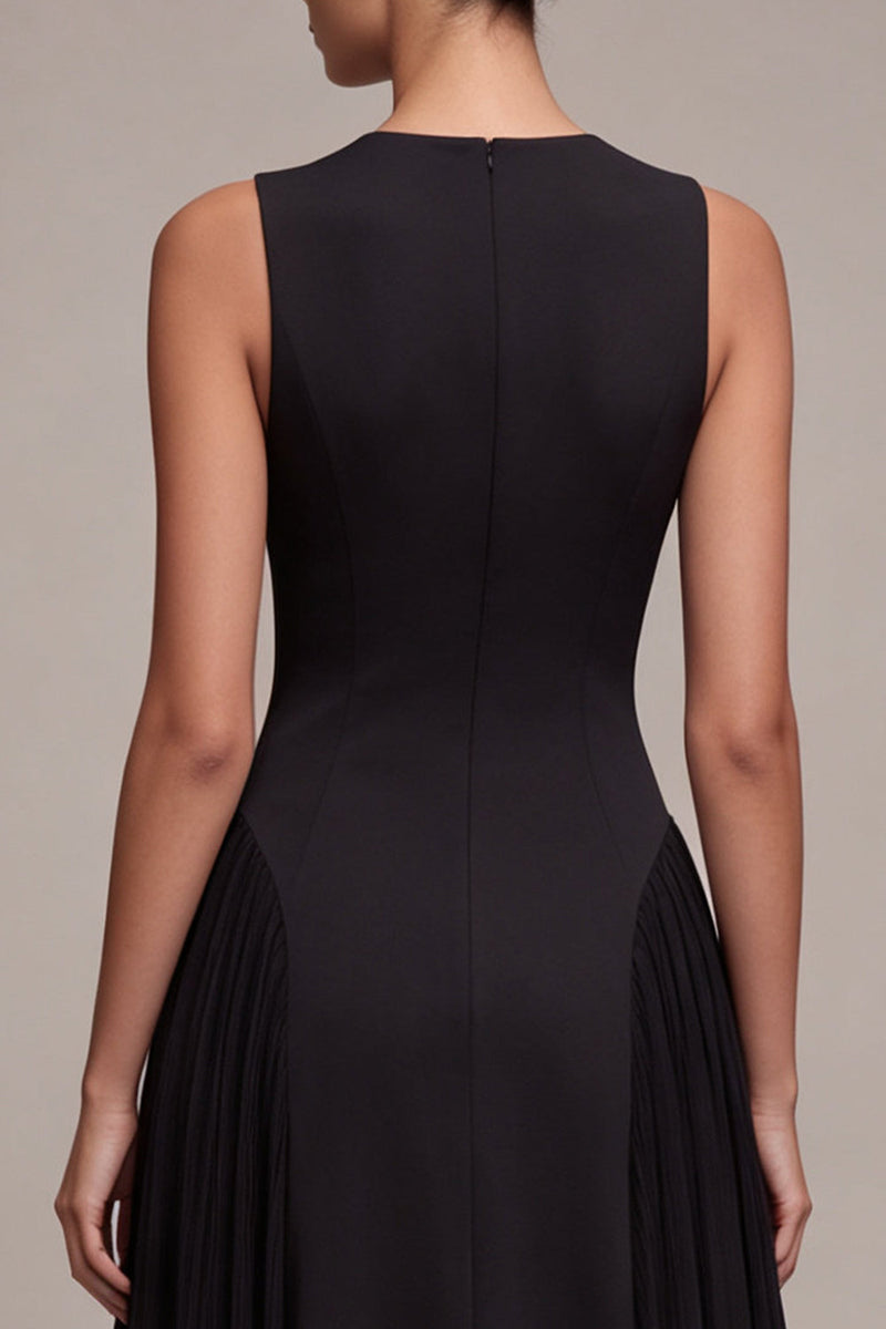 Load image into Gallery viewer, Simple Black A Line Pleated Round Neck Long Formal Dress