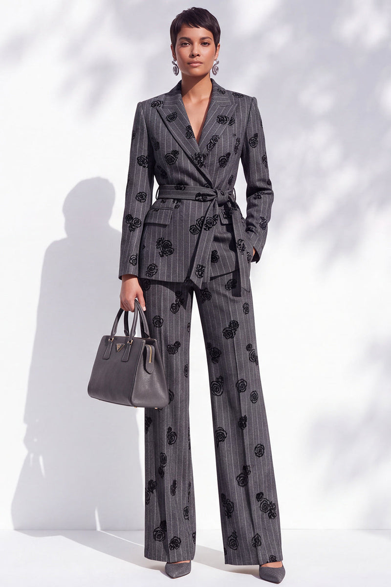 Load image into Gallery viewer, Striped Dark Grey Peak Lapel 2-Piece Floral Prom Suits with Sash