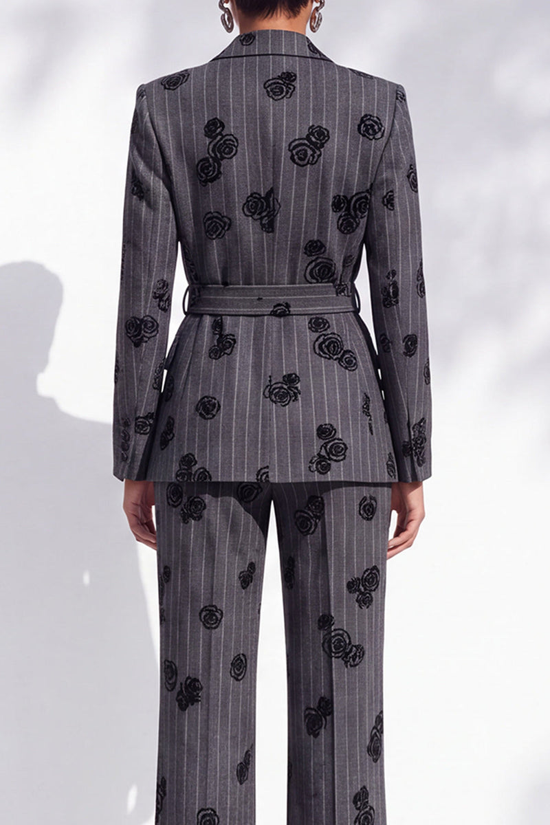 Load image into Gallery viewer, Striped Dark Grey Peak Lapel 2-Piece Floral Prom Suits with Sash