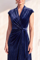 Load image into Gallery viewer, Dark Purple Velvet V-Neck Sheath Ruched Long Mother of the Bride Dress with Sash