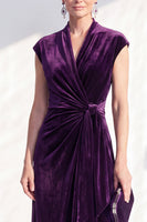 Load image into Gallery viewer, Dark Purple Velvet V-Neck Sheath Ruched Long Mother of the Bride Dress with Sash