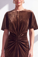Load image into Gallery viewer, Velvet Coffee Ruched Mermaid Long Mother of the Bride Dress with Sleeves