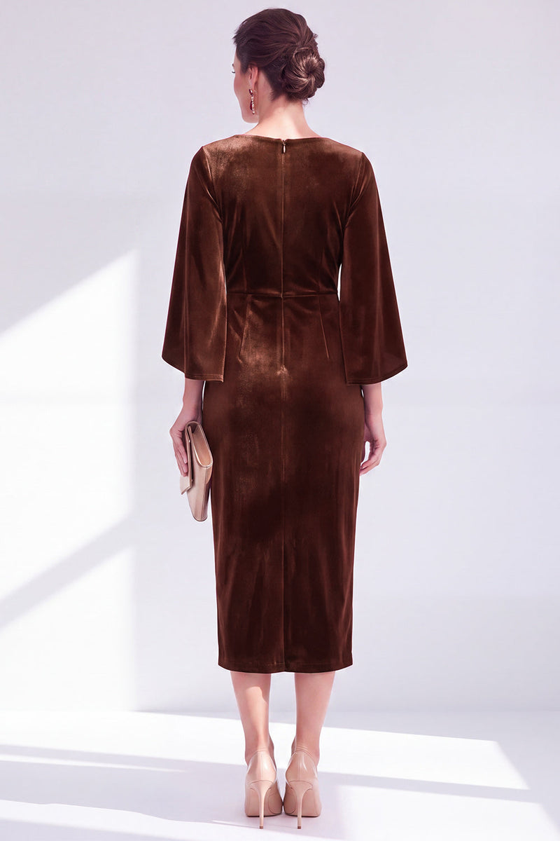 Load image into Gallery viewer, Dark Green Velvet Boat Neck Bodycon Midi Mother of the Bride Dress with Slit