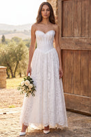 Load image into Gallery viewer, Corset Ivory A Line Lace Sweetheart Long Boho Wedding Dress with Pearls