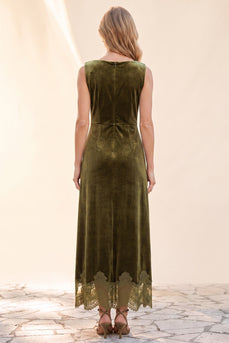 Olive Velvet Sheath Bateau Neck Long Wedding Guest Dress with Lace
