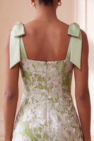 Load image into Gallery viewer, Light Green Jacquard Sparkly Ruffled Short Cocktail Dress with Bows