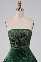 Load image into Gallery viewer, Dark Green Ruched Velvet Floral A Line Mini Cocktail Dress