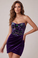 Load image into Gallery viewer, Plum Floral Velvet Tight Corset Strapless Short Cocktail Dress
