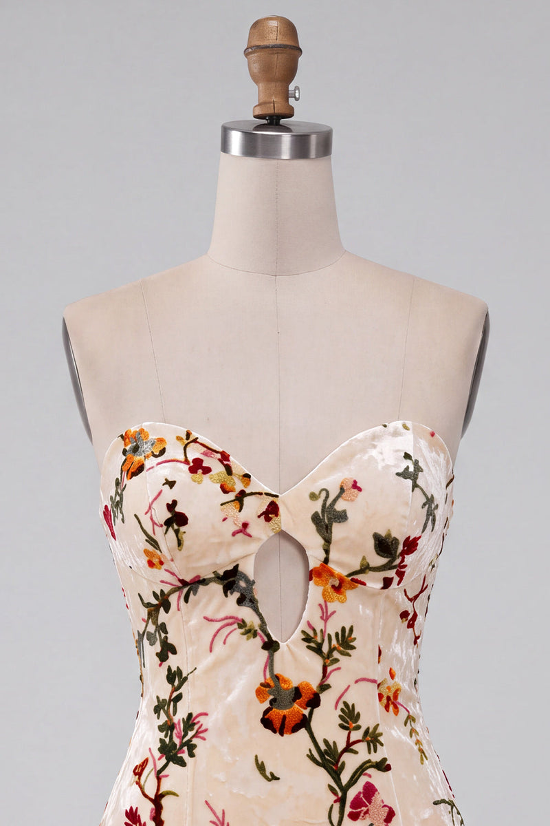 Load image into Gallery viewer, Floral Champagne Tight Velvet Short Cocktail Dress with Keyhole