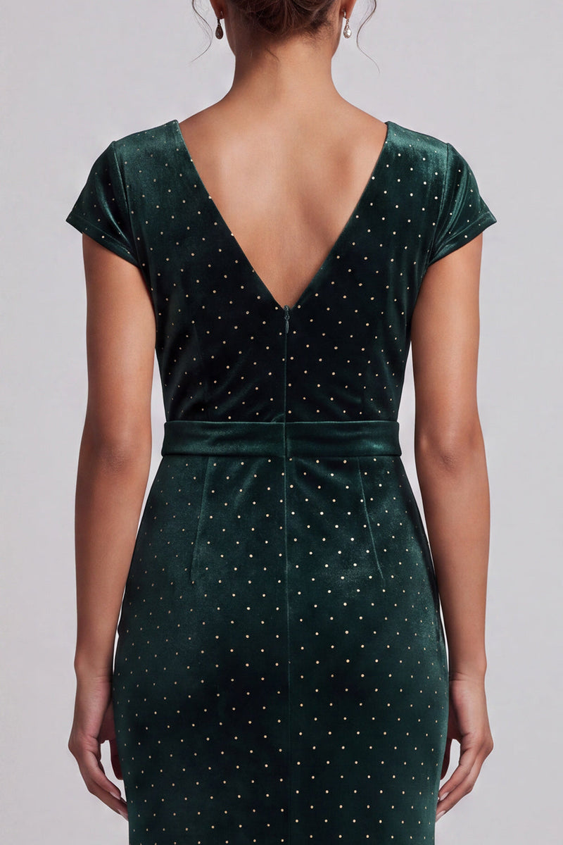 Load image into Gallery viewer, Dark Green Velvet Sparkly Beaded Ruffled V-Neck Long Mother of the Bride Dress with Sleeves