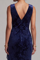 Load image into Gallery viewer, Dark Navy Velvet V-Neck Floral Long Mother of the Bride Dress with Sash