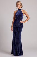 Load image into Gallery viewer, Dark Navy Sheath Velvet Ruched Halter Long Mother of the Bride Dress
