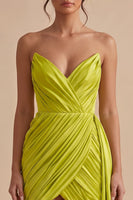 Load image into Gallery viewer, Tight Yellow Green Strapless Ruched Short Cocktail Dress with Sash