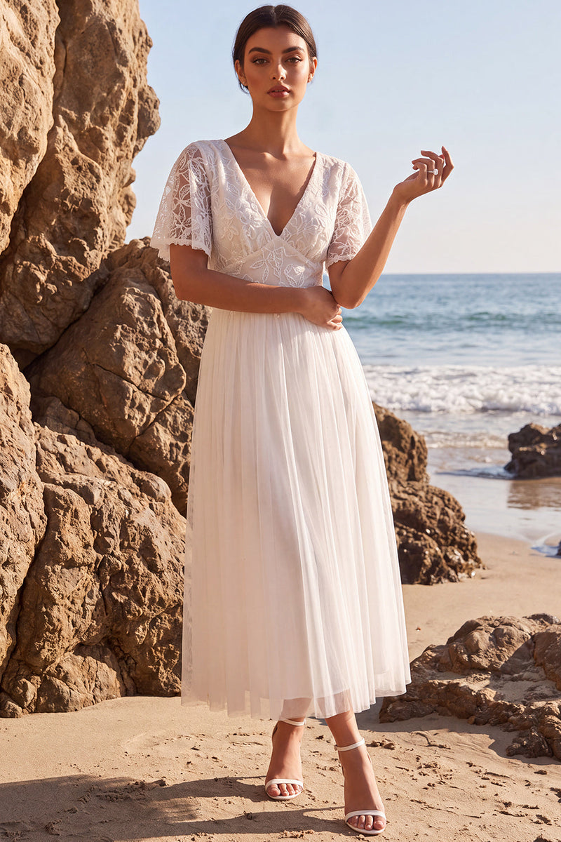 Load image into Gallery viewer, White Floral A-Line Tulle Maxi Beach Wedding Dress with Sleeves