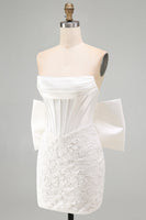 Load image into Gallery viewer, White Tight Lace Ruched Strapless Corset Short Cocktail Dress with Bow