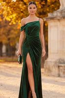 Load image into Gallery viewer, Sparkly Dark Green Aaymmetrical Shoulder Velvet Long Formal Dress with Slit