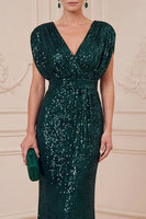 Load image into Gallery viewer, Sparkly Sequin Dark Green Sheath Ruched V-Neck Long Mother of the Bride Dress