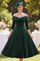 Load image into Gallery viewer, Velvet Dark Green A Line Ruched Off the Shoulder Midi Mother of the Bride Dress