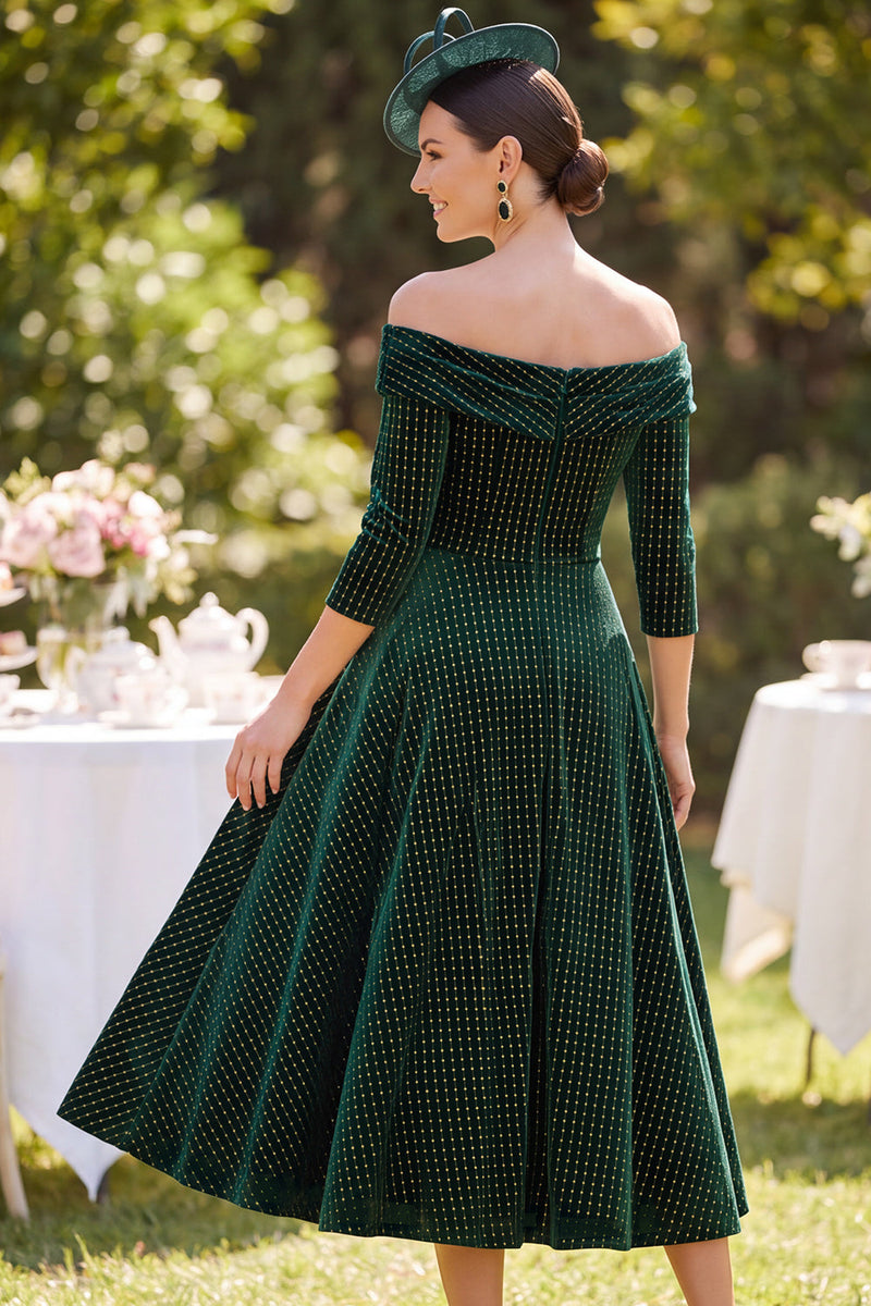 Load image into Gallery viewer, Velvet Dark Green A Line Ruched Off the Shoulder Midi Mother of the Bride Dress
