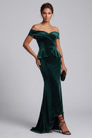 Load image into Gallery viewer, Mermaid Dark Green Velvet Ruffled Long Evening Dress