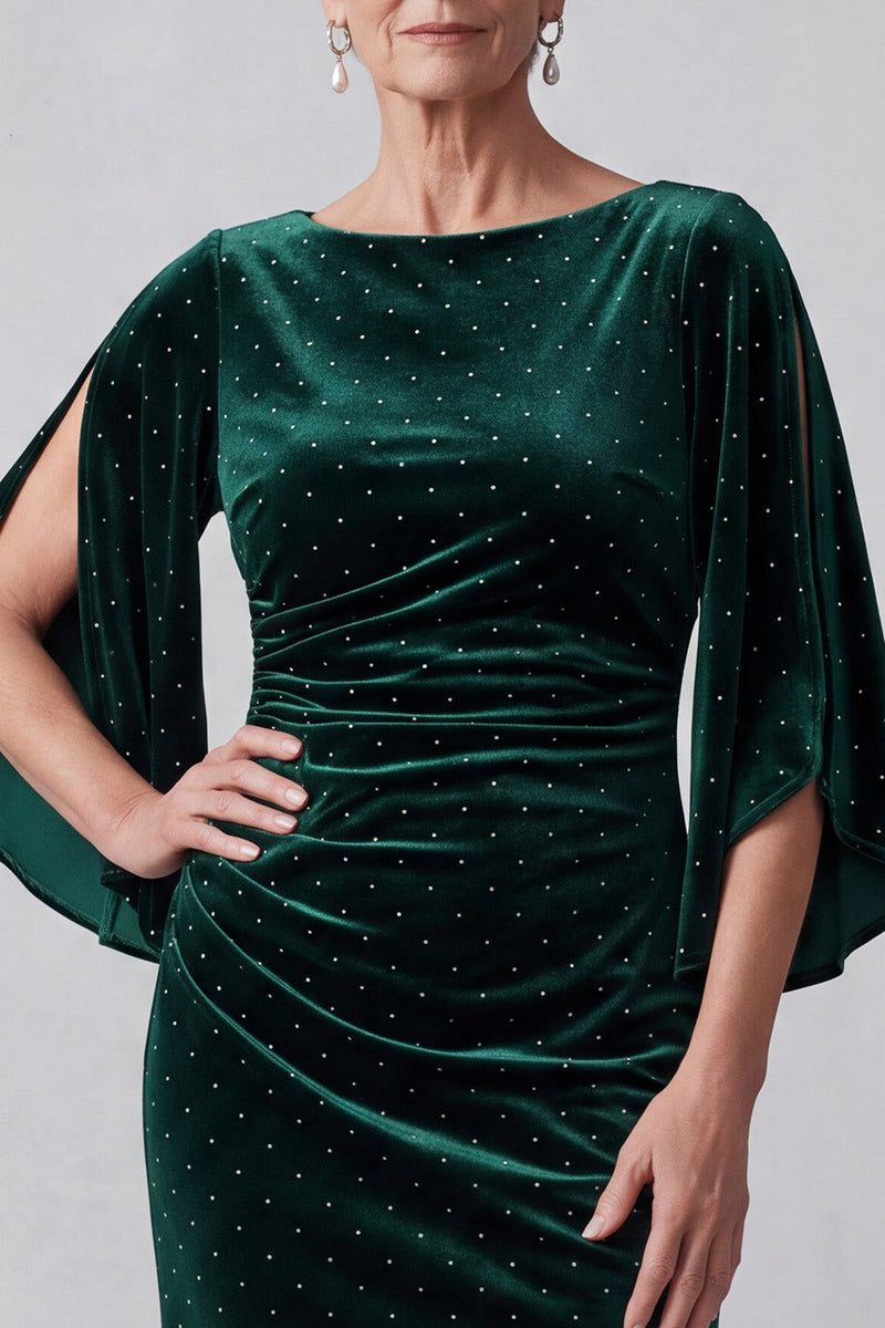 Load image into Gallery viewer, Dark Green A Line Boat Neck Ruched Long Velvet Mother of the Bride Dress with Sleeves