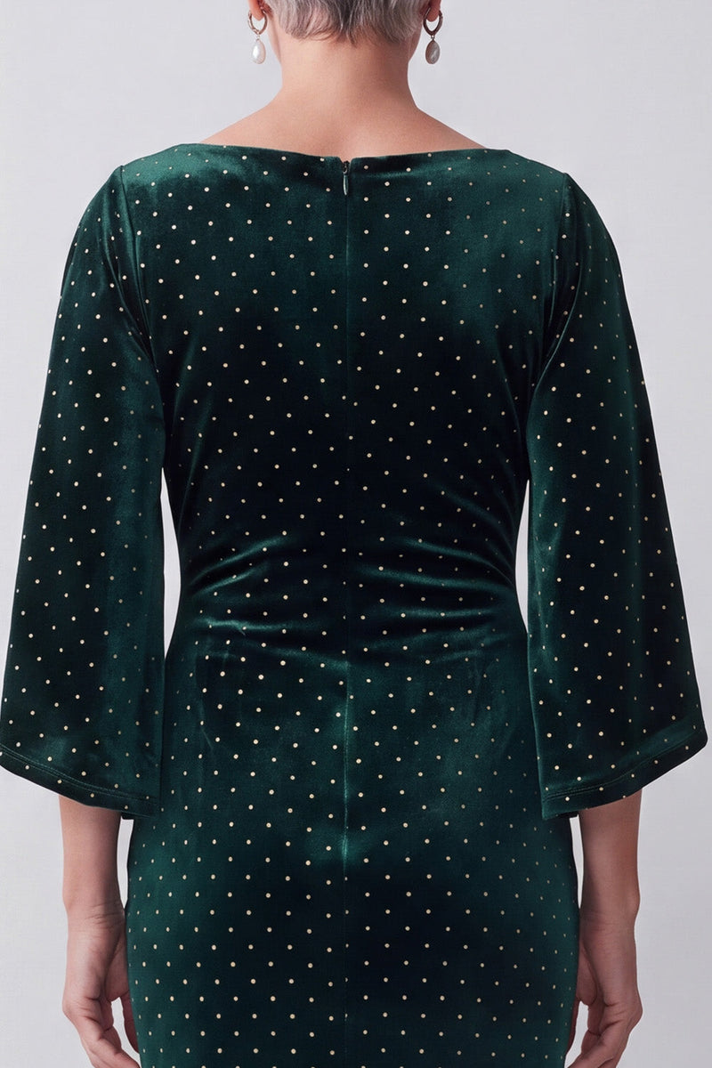 Load image into Gallery viewer, Dark Green A Line Boat Neck Ruched Long Velvet Mother of the Bride Dress with Sleeves