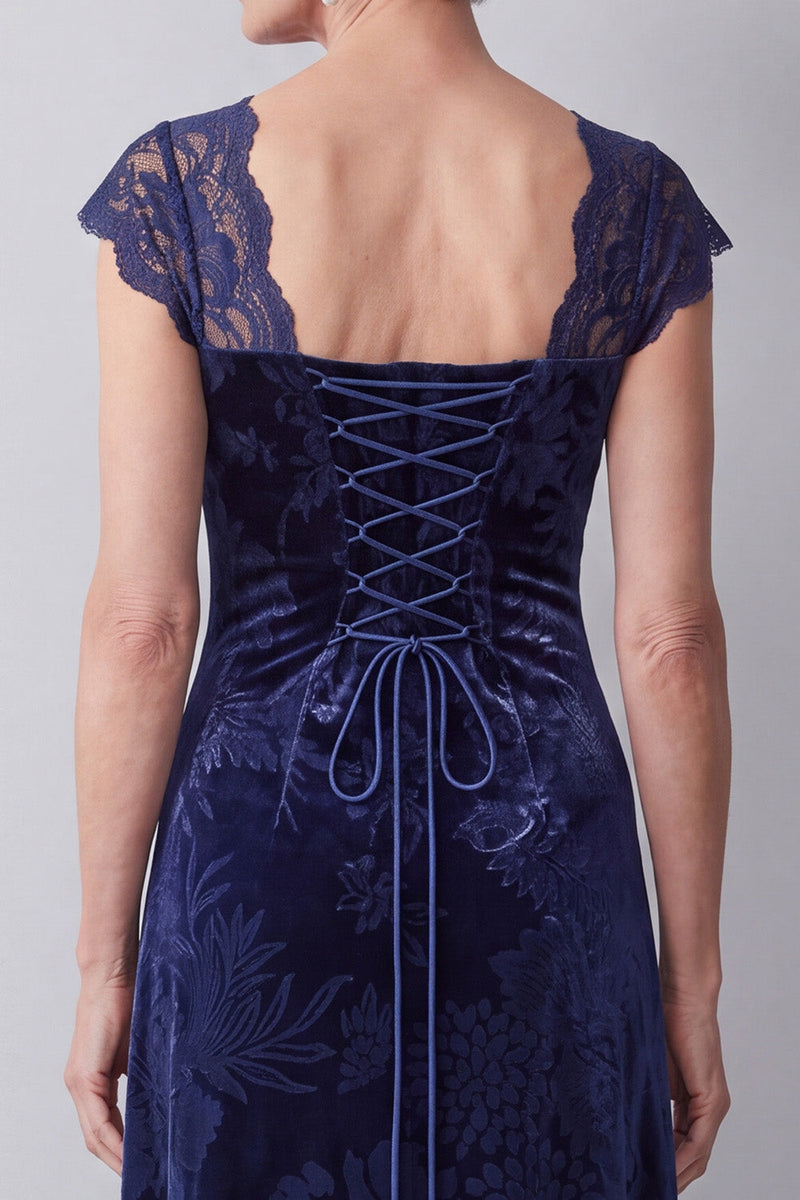 Load image into Gallery viewer, Velvet Navy Floral Sheath Long Mother of the Bride Dress with Sleeves