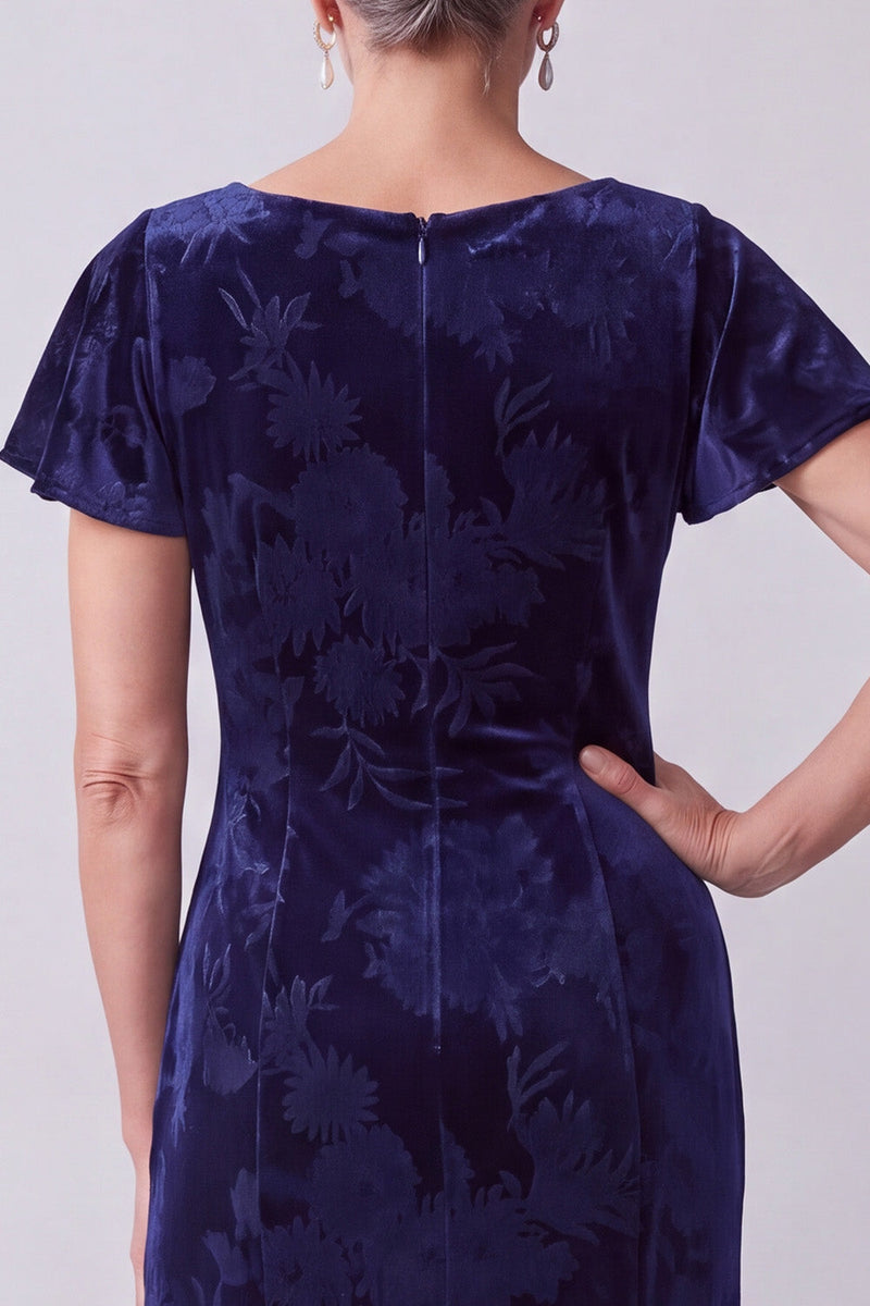 Load image into Gallery viewer, Navy Floral Sheath Boat Neck Long Velvet Mother of the Bride Dress with Sleeves