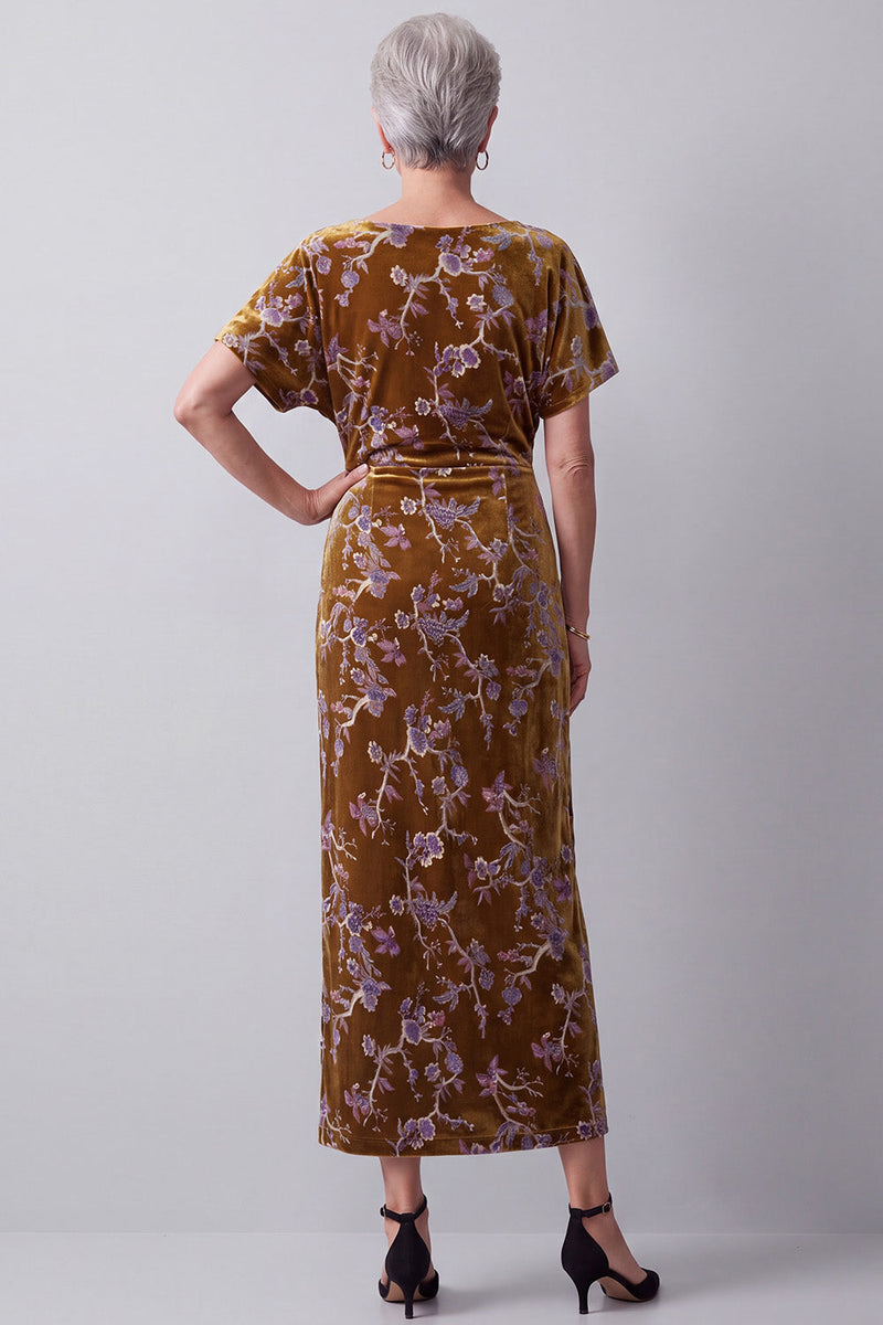 Load image into Gallery viewer, Velvet Mustard Gold Sheath Floral Ruched Midi Mother of the Bride Dress