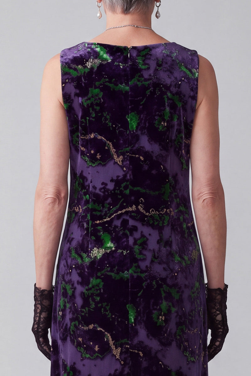 Load image into Gallery viewer, Floral Purple Sheath Velvet Boat Neck Long Mother of the Bride Dress