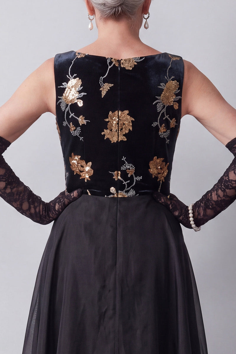 Load image into Gallery viewer, Floral Black A Line Velvet Sparkly Sequin Long Mother of the Bride Dress
