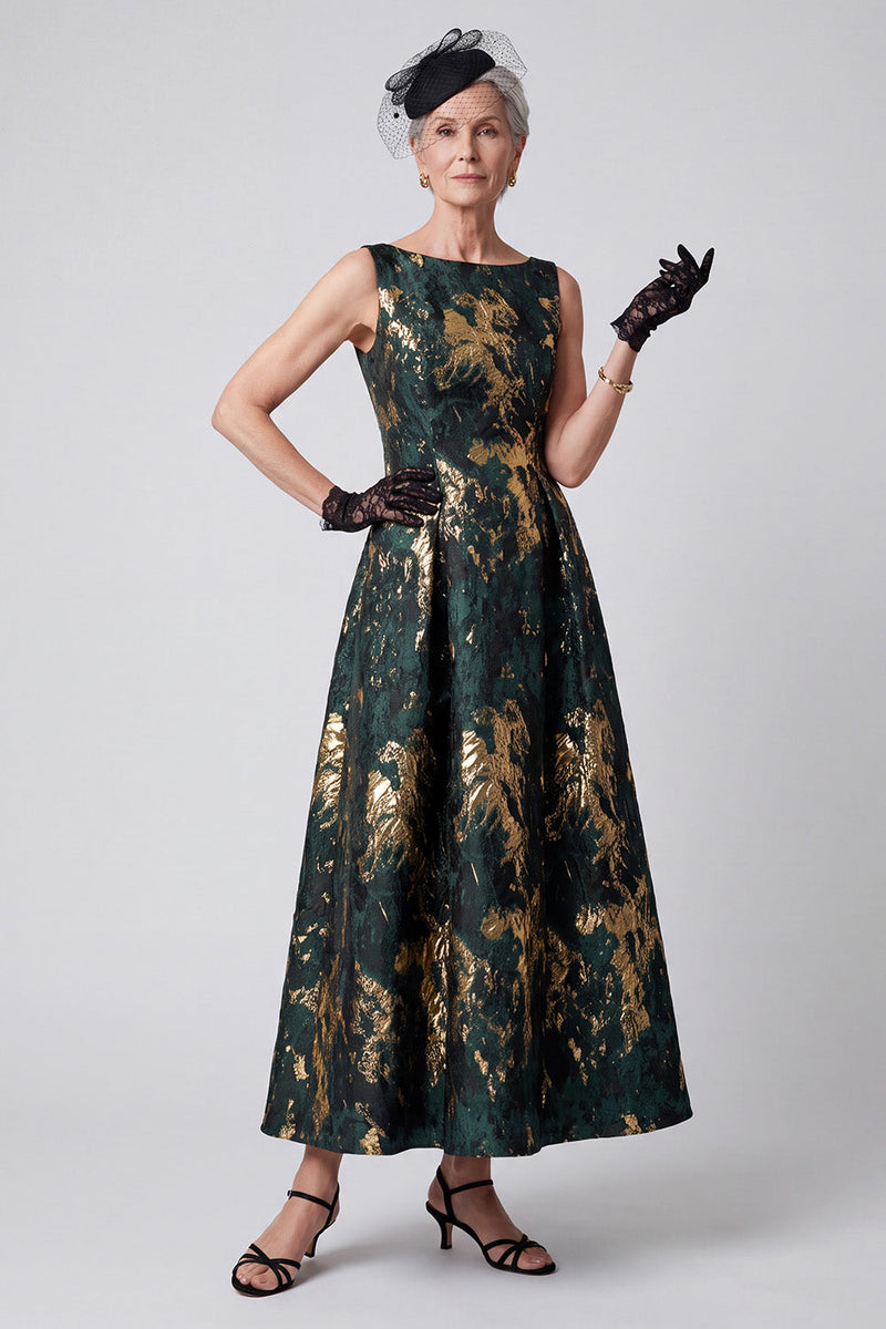 Load image into Gallery viewer, Dark Green A Line Jacquard Boat Neck Long Mother of the Bride Dress
