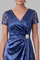 Load image into Gallery viewer, Sparkly Royal Blue A Line Ruched Floral Long Mother of the Bride Dress with Sequins