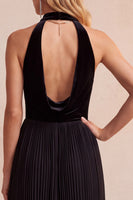 Load image into Gallery viewer, Olive A-Line Halter Pleated Long Wedding Guest Dress