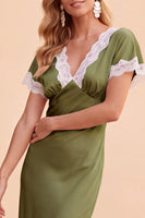 Load image into Gallery viewer, Blush Bodycon V-Neck Flutter Sleeves Long Wedding Guest Dress with Lace