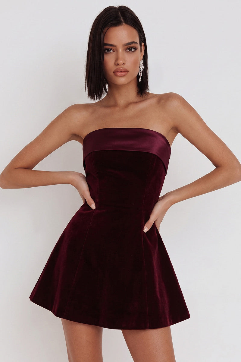 Load image into Gallery viewer, A-Line Strapless Simple Burgundy Velvet Short Cocktail Dress