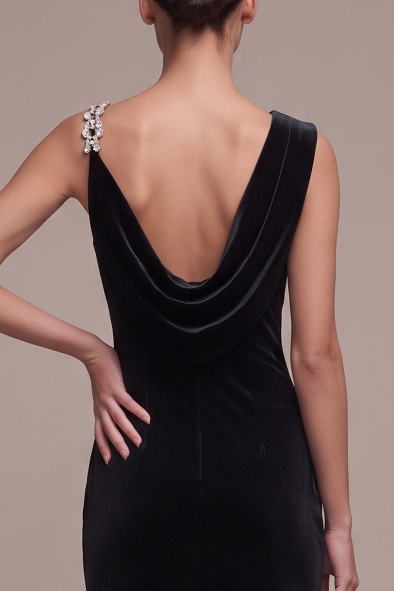 Load image into Gallery viewer, Black Mermaid Asymmetrical Neck Velvet Long Formal Dress with Rhinestone