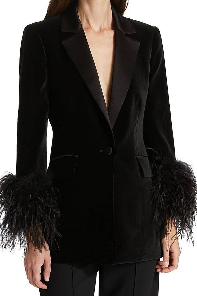 Load image into Gallery viewer, Black Velvet Peak Lapel Women Coat with Feathers