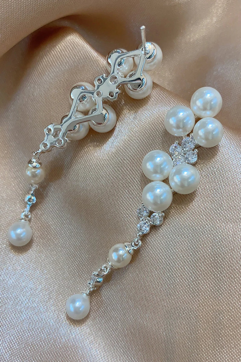 Load image into Gallery viewer, White Beading Pearl Earrings