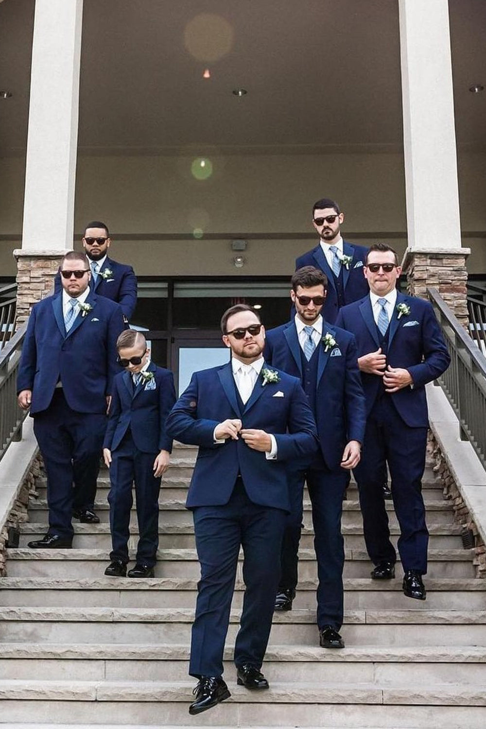 Notched Lapel Navy Men's Wedding Party Suits