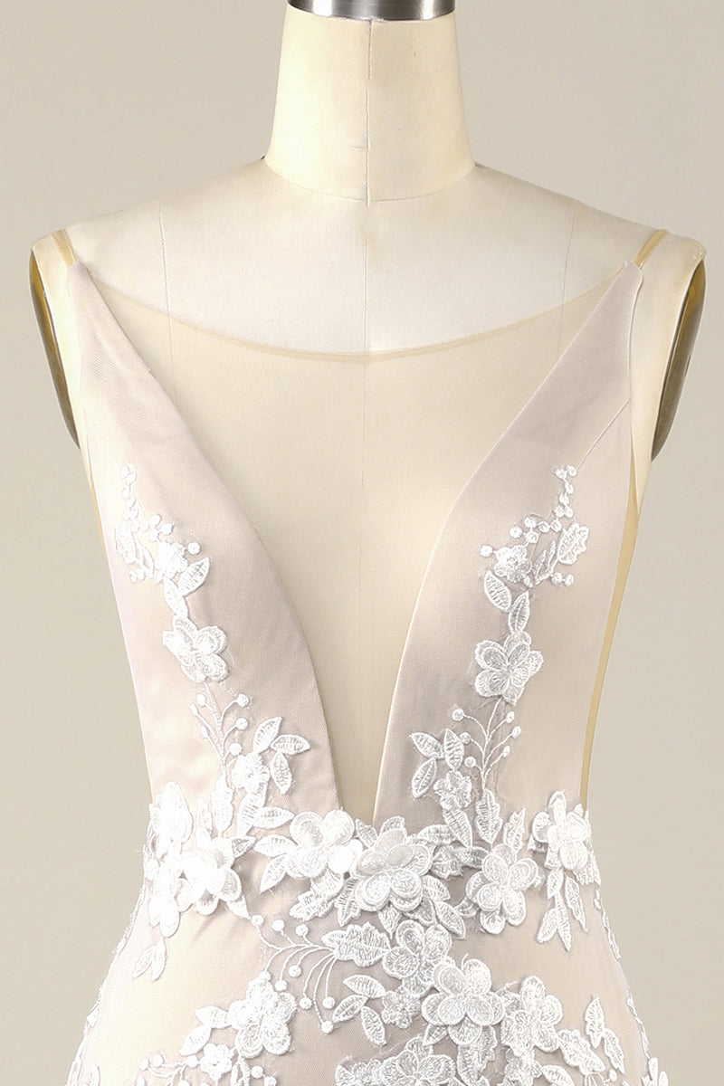 Load image into Gallery viewer, Tulle Backless Ivory Wedding Dress with Appliques