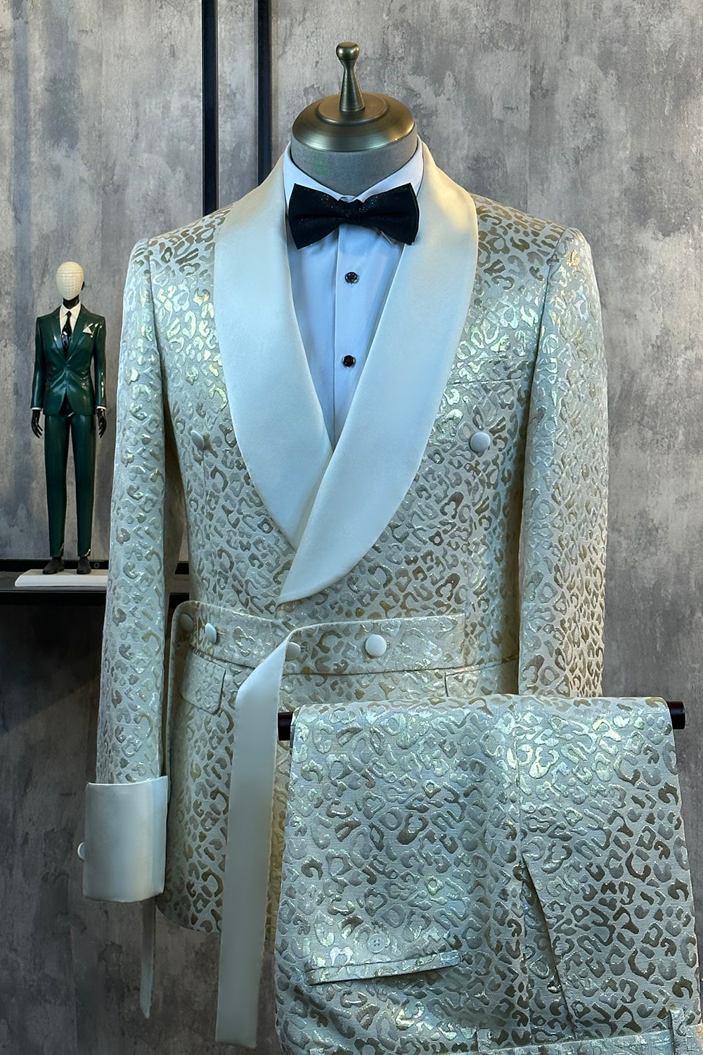 Glitter White Jacquard 2 Piece Men Suits with Belt
