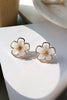 Load image into Gallery viewer, White Flowers Earrings