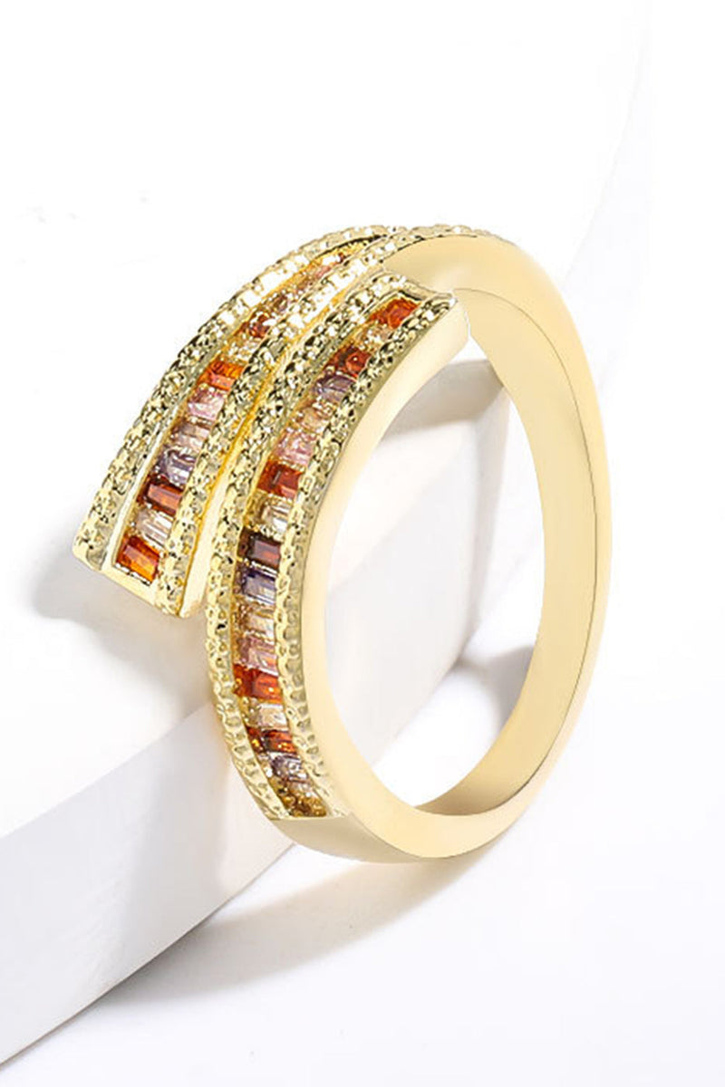 Load image into Gallery viewer, Rhinestone Golden Ring