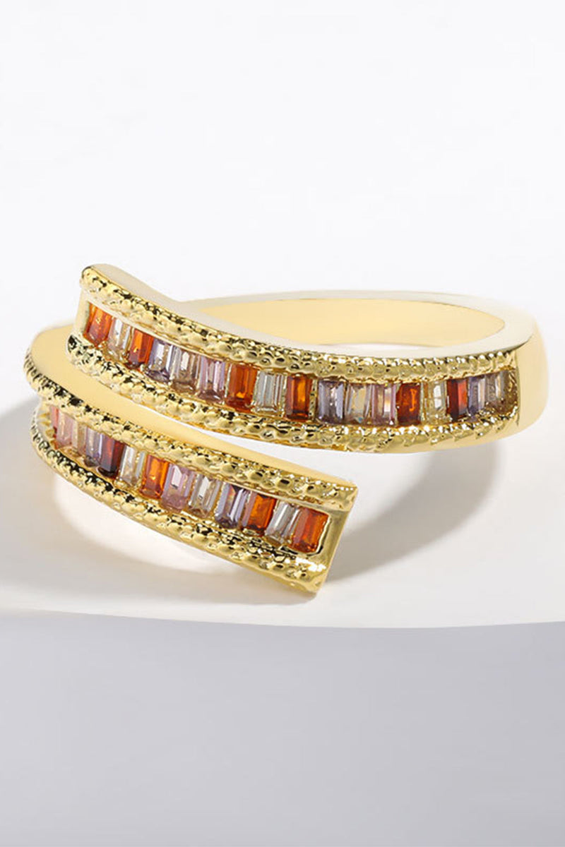 Load image into Gallery viewer, Rhinestone Golden Ring