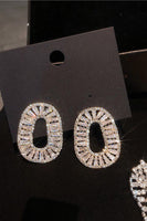 Load image into Gallery viewer, Simple Rhinestone Oval Earrings