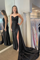 Load image into Gallery viewer, Red Detachable Long Sleeves Long Prom Dress with Feathers