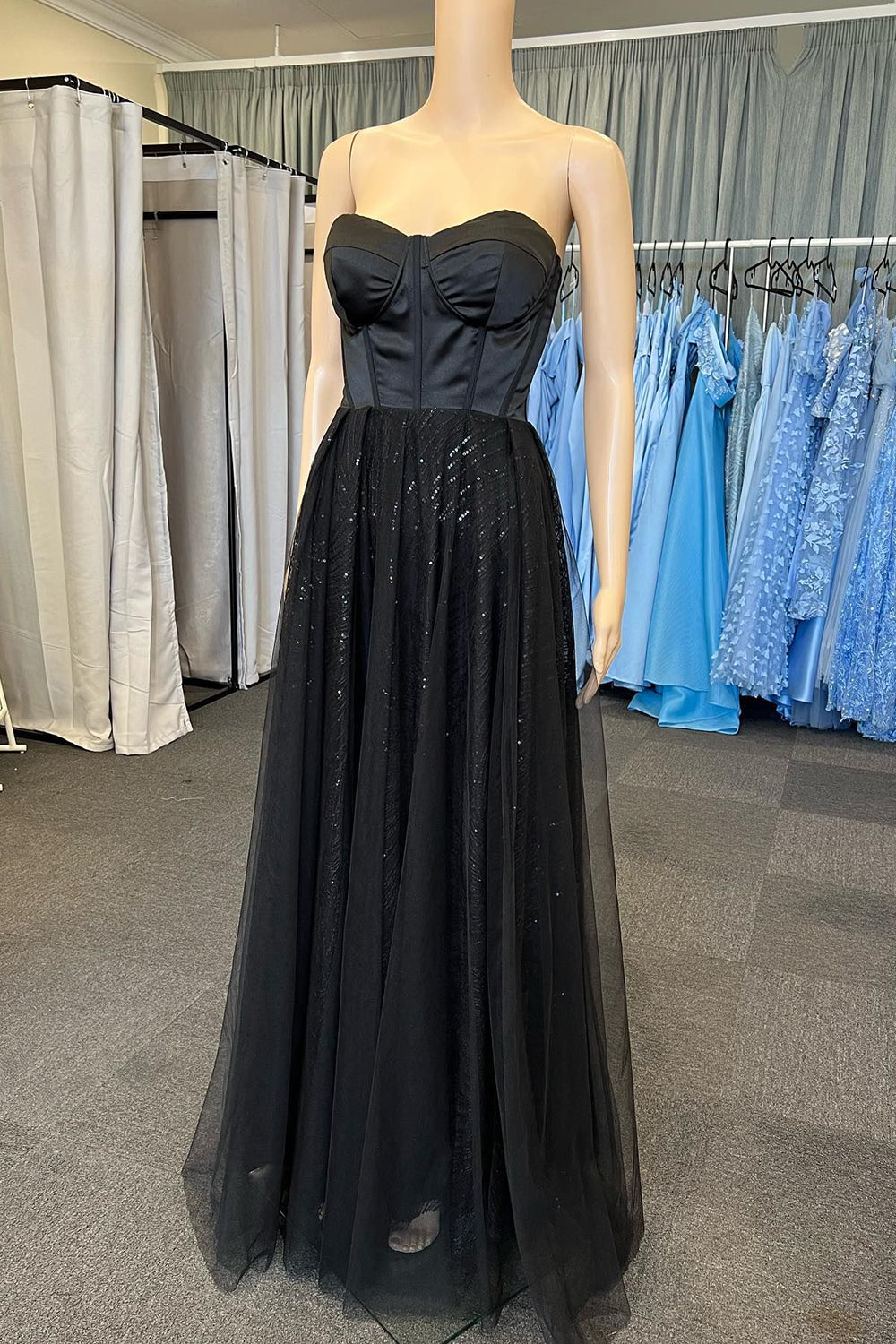 A-Line Glitter Sweetheart Balck Corset Prom Dress