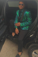 Load image into Gallery viewer, Dark Green Shawl Lapel 2 Piece Men&#39;s Prom Suits